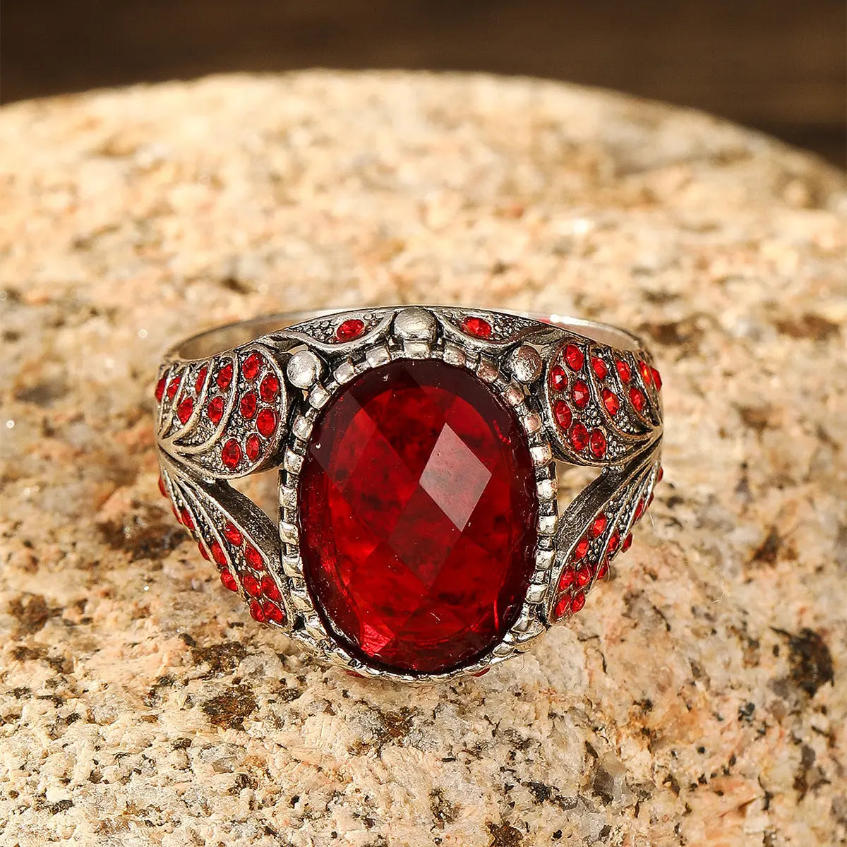 Retro Exaggerated and Simple Personalized Women's Rings Pearl Unique