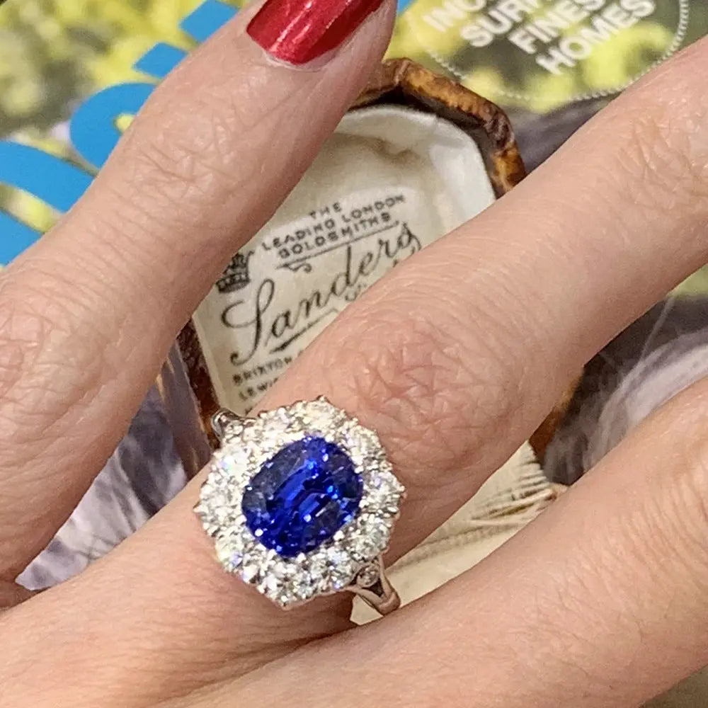 Imitation Natural Royal Sapphire Zircon Ring Women's Copper-plated Platinum Luxury Wedding Jewelry Pearl Unique