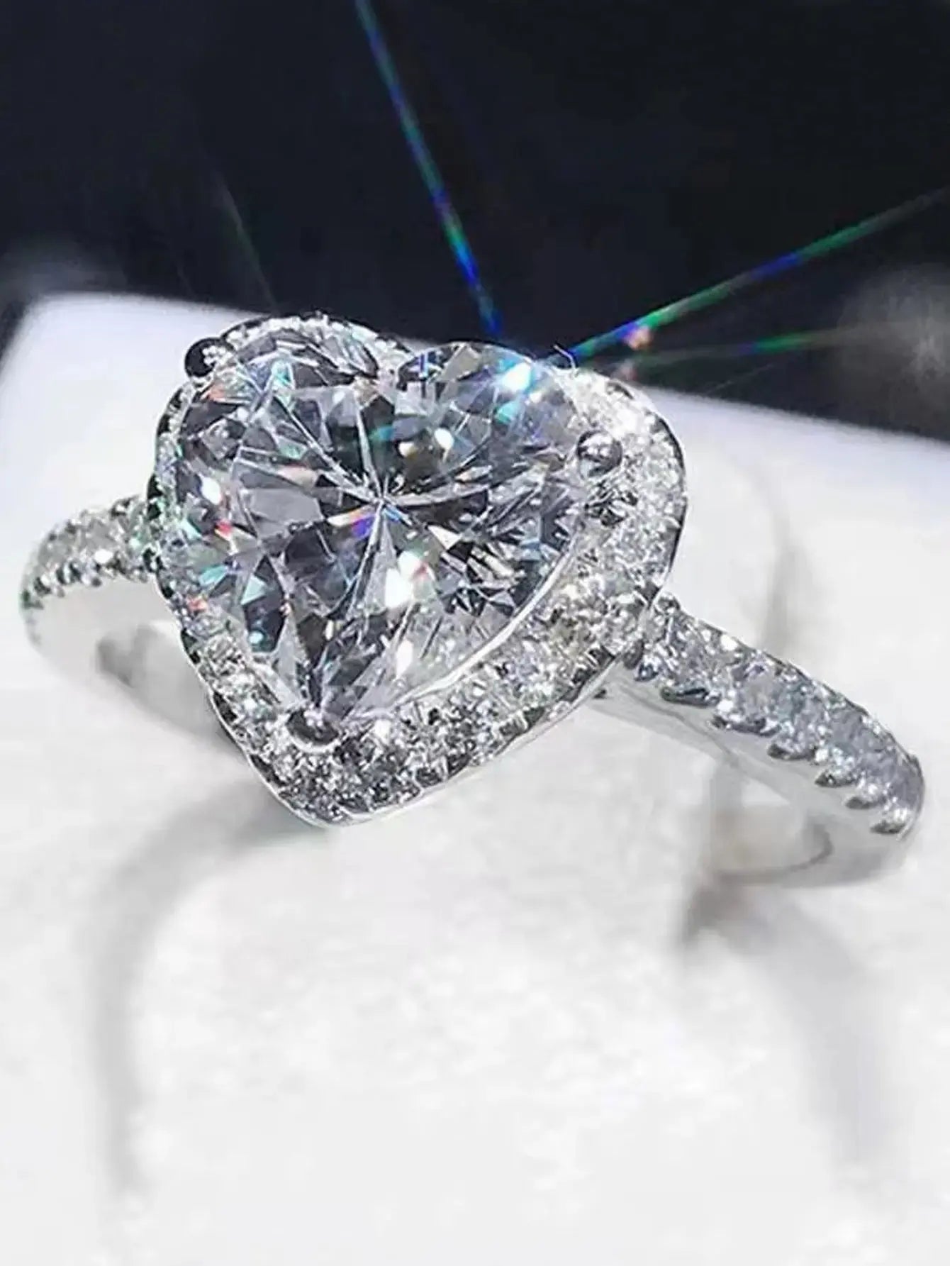 MysticAura Heart Shape Diamond Women's Moissanite Rings - Pearl Unique