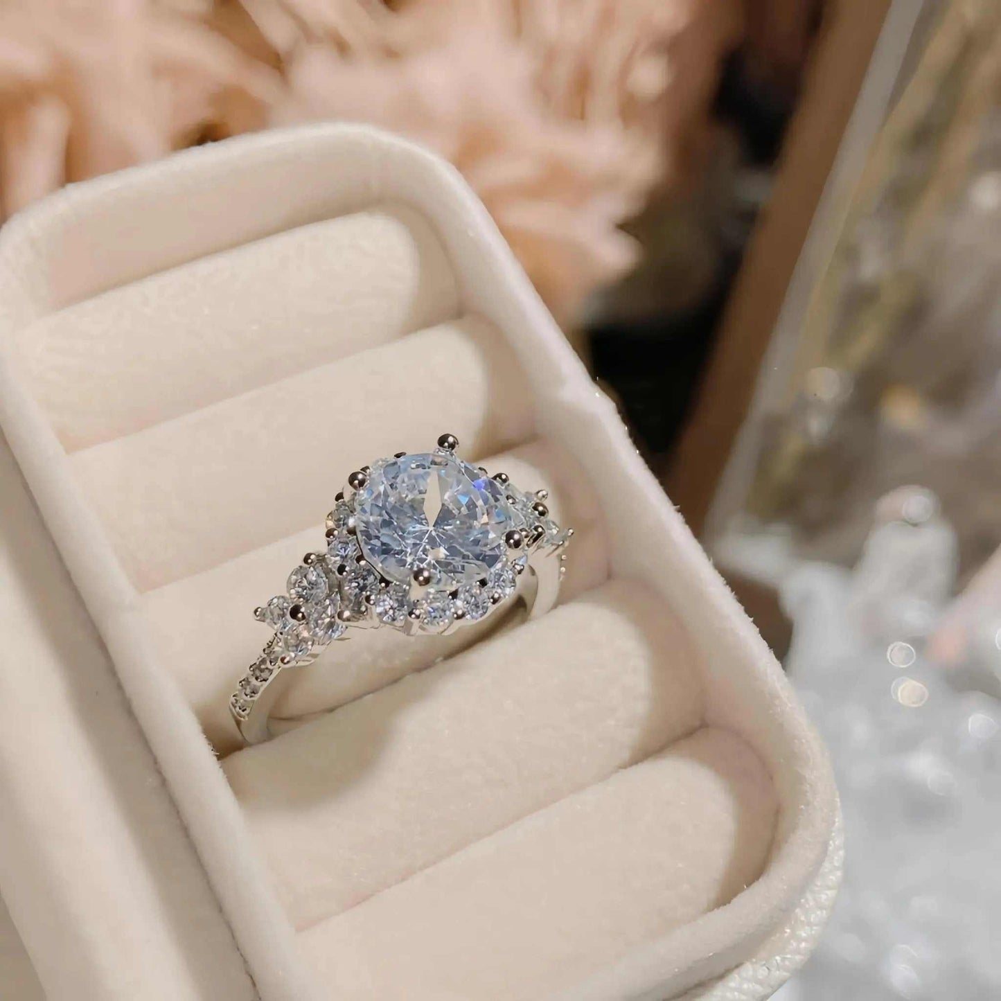 Synthetic Moissanite Ring - Retro Butterfly 2.0Ct Bright Women's Ring - Pearl Unique