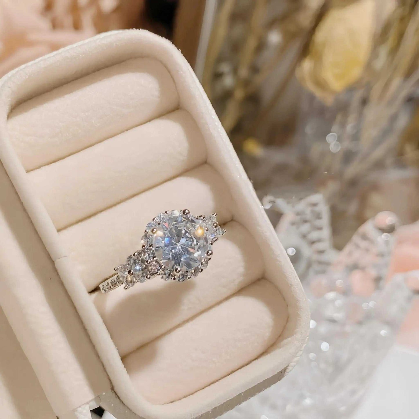 Synthetic Moissanite Ring - Retro Butterfly 2.0Ct Bright Women's Ring - Pearl Unique