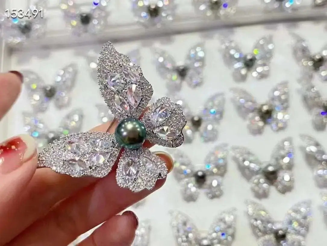 Tahitian Black Pearl Butterfly Breastpin - Pearl Unique
