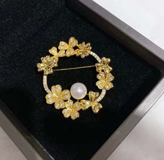 Gold Cloves Garland Pearl Breastpin - Pearl Unique