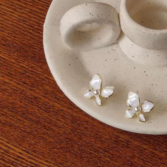 White Butterfly Pearl Ear Stud - Pearl Unique