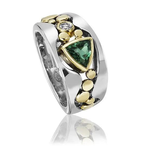 Ethnic Style Jewelry, Creative Hollow Pattern Inlaid with Green Zircon Ring, Trendy Fashion Ring Ring Pearl Unique