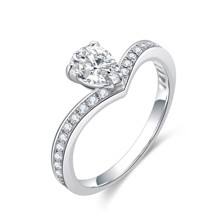 18K Gold Crown Pear-Cut Lab-Grown Diamond Ring – 0.62ct Pearl Unique