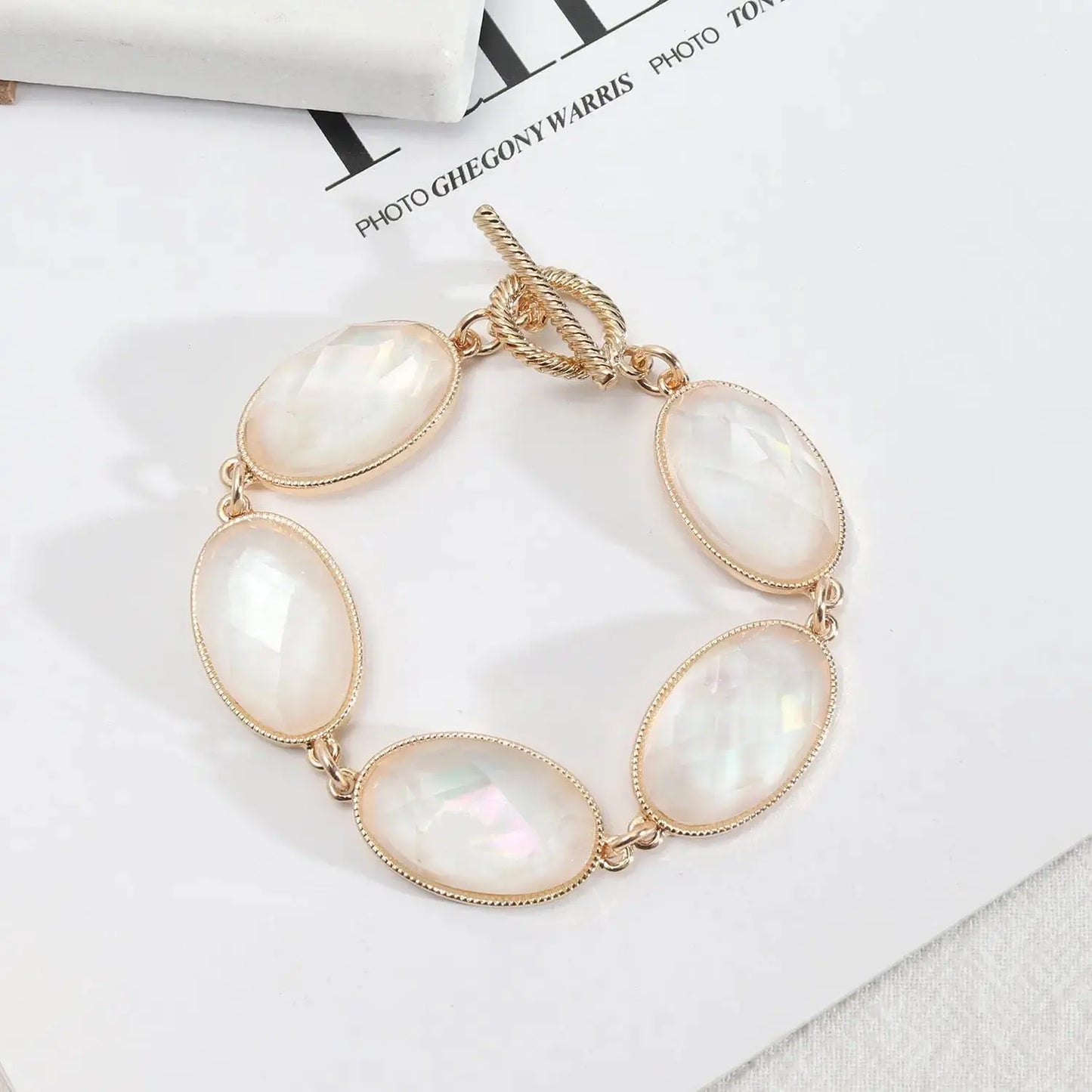 Abalone Shell White Shell Faceted Resin Texture Exquisite Girl Bracelet - Pearl Unique