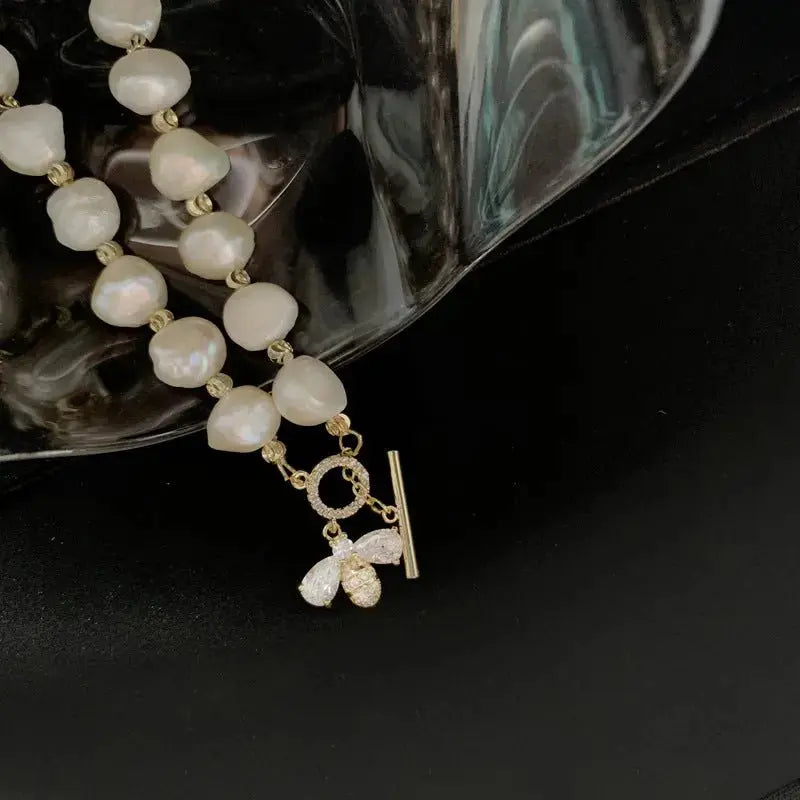Baroque Irregular Freshwater Natural Pearl Bracelet Delicate Zircon Bee Pendant Real Gold - Pearl Unique