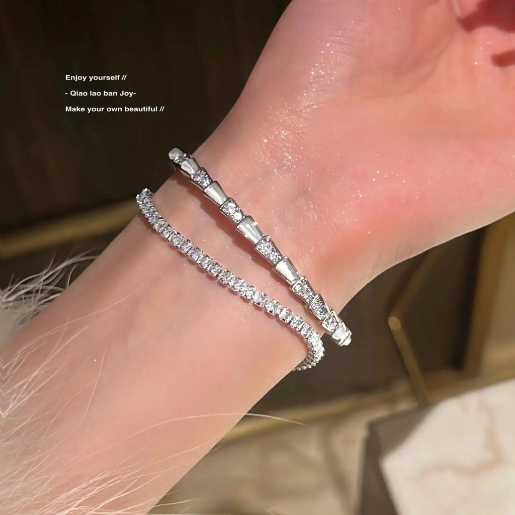 Fritillary Spirit Snake Bone Bracelet Flash Zircon Texture Bracelet - Pearl Unique