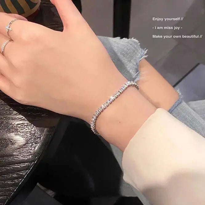 Fritillary Spirit Snake Bone Bracelet Flash Zircon Texture Bracelet - Pearl Unique