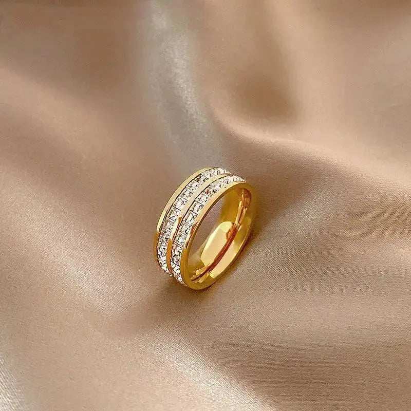 Gypsy Fashion Titanium Steel Couple All Star Ring - Pearl Unique