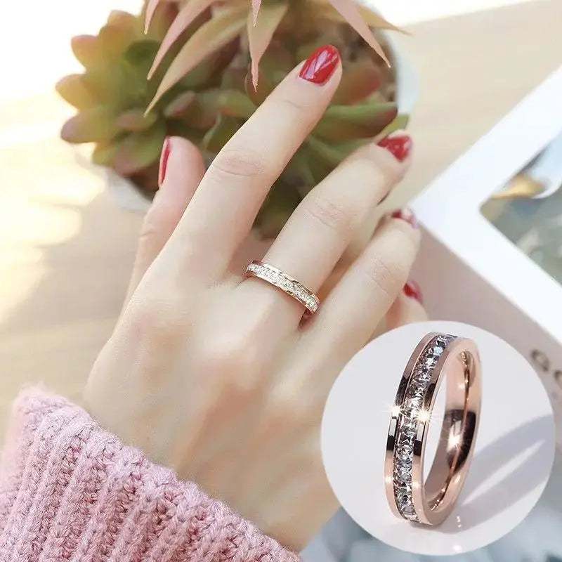 Gypsy Fashion Titanium Steel Couple All Star Ring - Pearl Unique