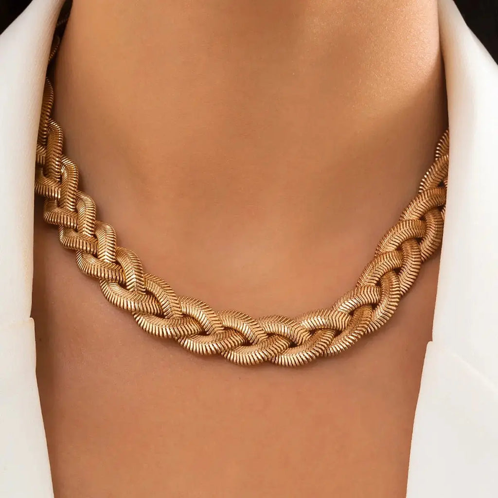 neck chain - Pearl Unique