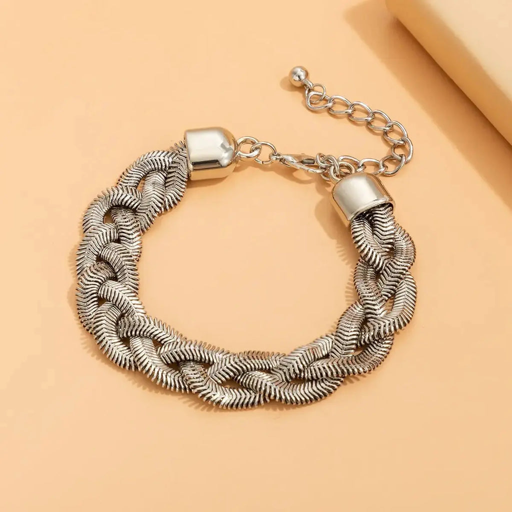 neck chain - Pearl Unique
