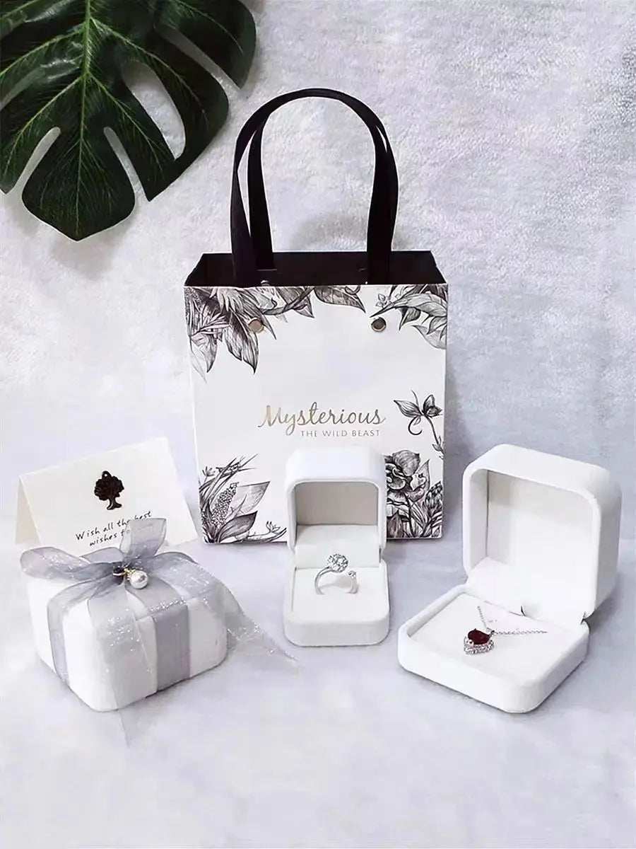 Scarllet Brilliant Diamond Jewelry Set - Pearl Unique